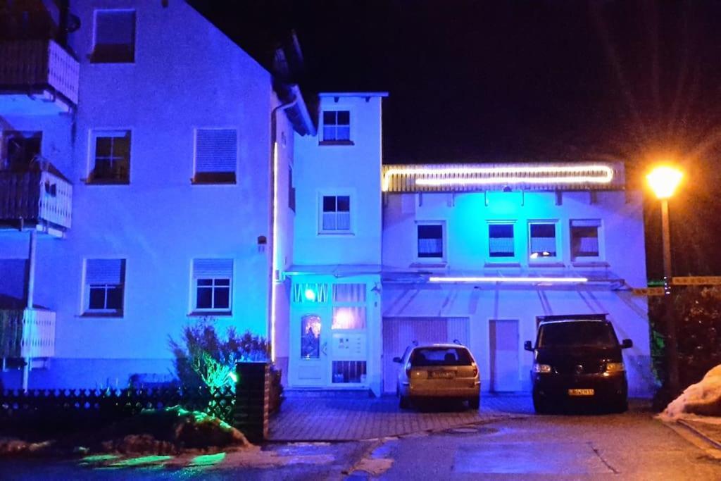 Mit 4 Schlafzimmer Fuer 2 Bis 9 Gaeste----apartment With 4 Bedrooms For 2 To 9 Guests